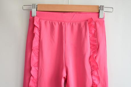 Tepláky vel. 4 - 5 let, river island,110