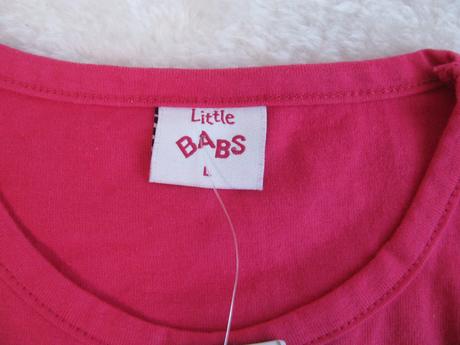 Sytě růžové tričko s obrázky, 110