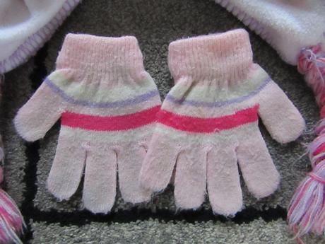 Zimní souprava- čepice,rukavice,šála vel.92/116, 110