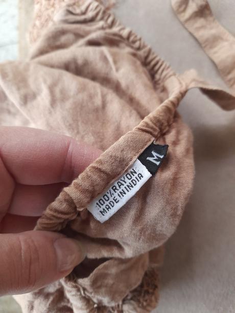 Top indie s tričko, s