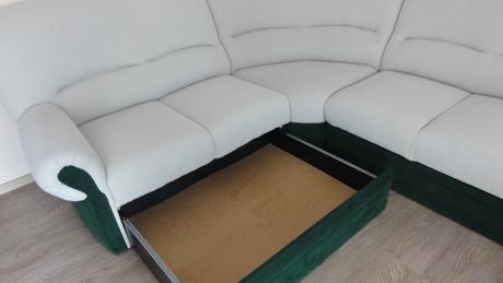 Rohová sedací souprava a křeslo, 