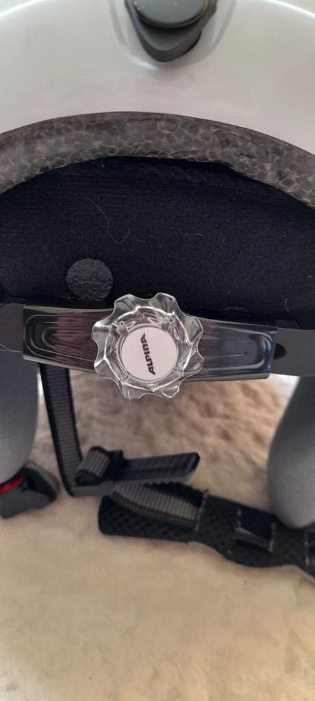 Alpina dětská lyžařská přilba, alpina sports