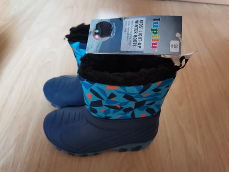 Zimní boty svitici, 28