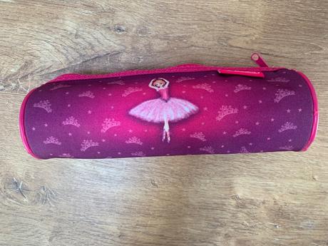 Aktovka a školská sada s balerínkou,