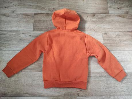 Oranžová mikina, 116