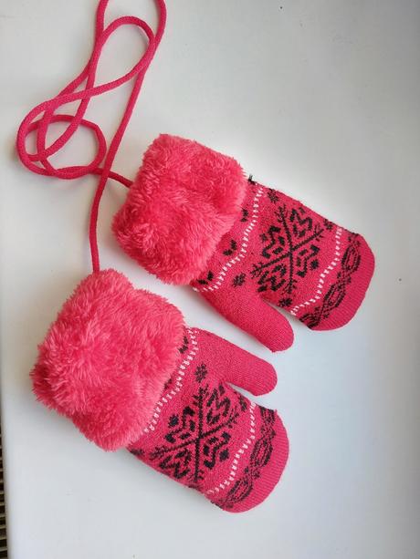 Teplé pletené palčáky, <50