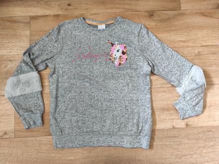 Svetr s jednorožcem, f&f,146