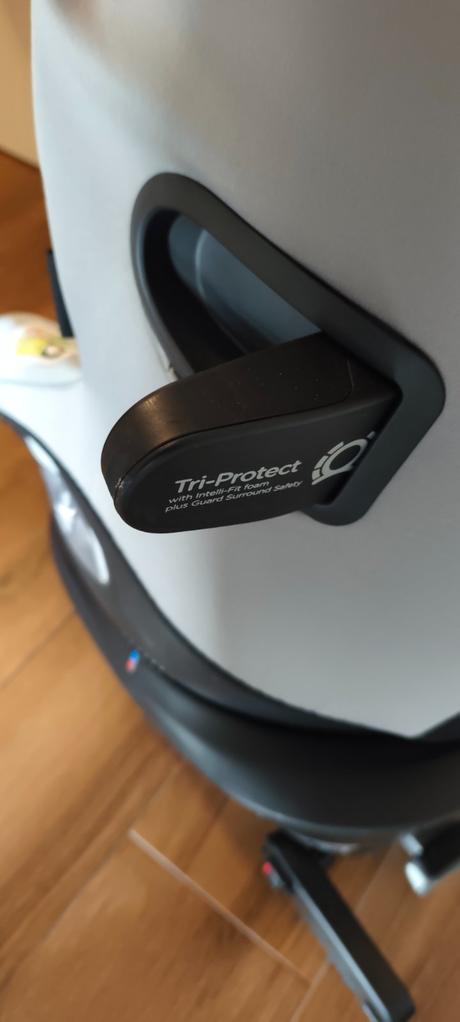 Otočná autosedačka joie i-spin 360 e (0,5 - 4 roky, joie