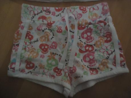 Tílko a kraťasy, next,86