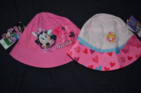 2x kvalitní klobouček na 2-5 let, disney,92 / 98 / 104 / 110 / 116