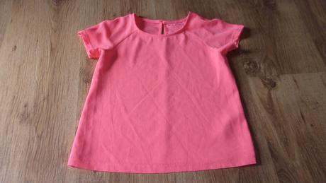 Krásné tričko/halenka, zn. nutmeg, vel. 122, nutmeg,122