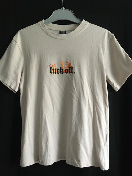 Vel. 34 béžové triko s nápisem, 34