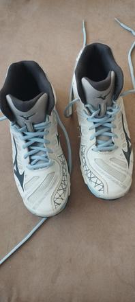 Sálové boty mizuno vel 38,