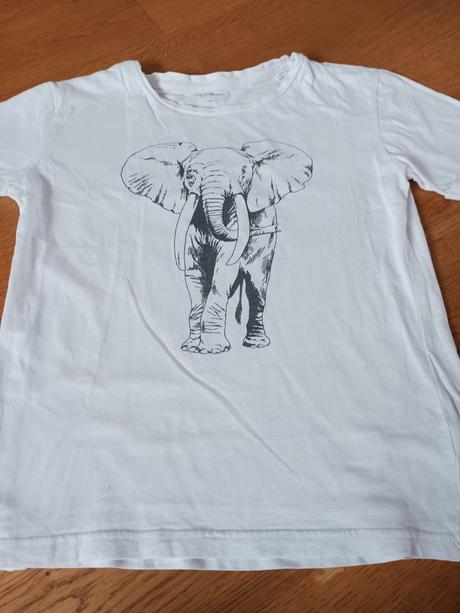 Triko reserved č.146, reserved,146