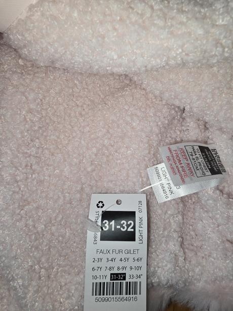 Zateplená vesta, 152