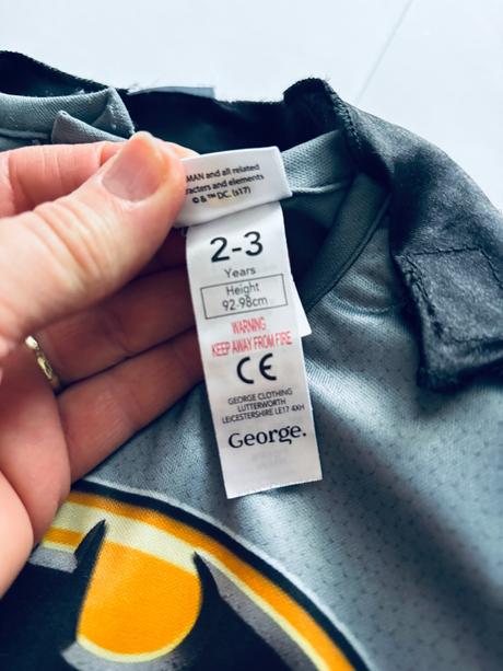 An27/ kostým batman 2/3 roky,