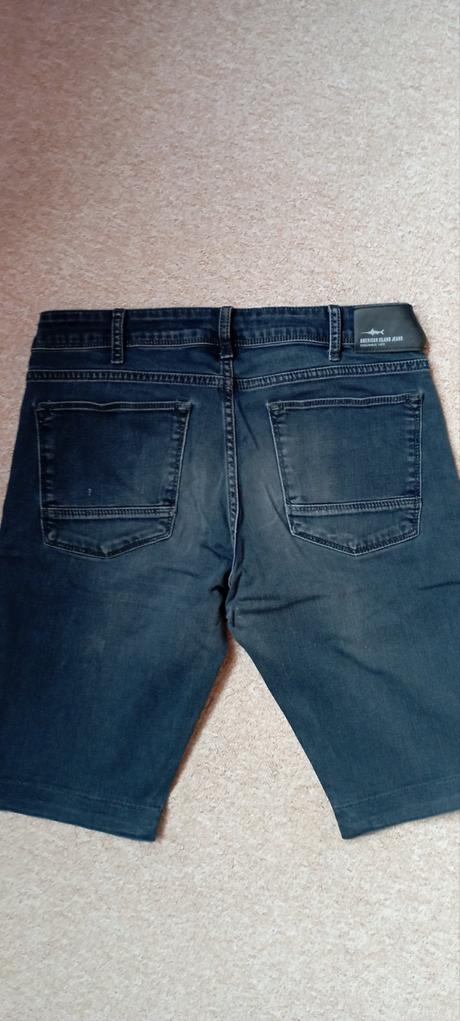 Šortky zn."american island" vel."33", m