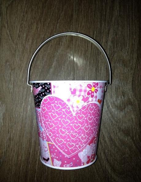 Plechový kyblíček,