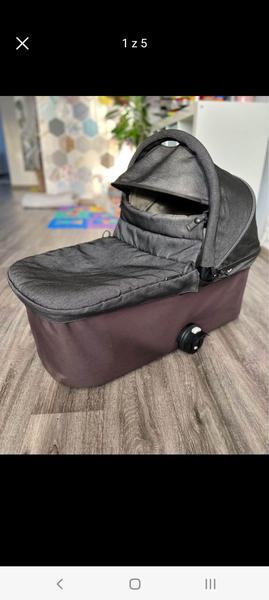 Pasuje na Baby Jogger City Elite 2 starší hluboká korba Deluxe?