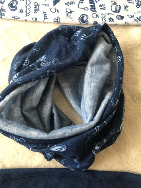 Nakrcnik modra a bila,