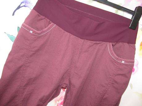 Dámské, dívčí strečové 3/4 capri kalhoty, 40