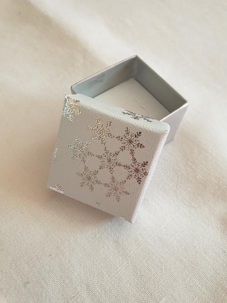 Dárková krabička na šperky,