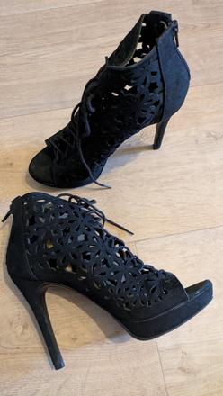 T484 č krásné boty catwalk vel. 38, 38