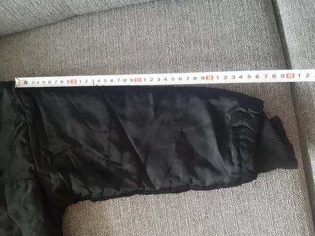 Zimní bunda, vel. ani značka neuvedena, 98