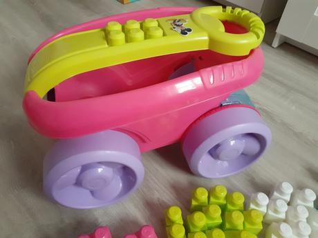 Kostky mega blocks se sběračem vozíkem 83ks, 