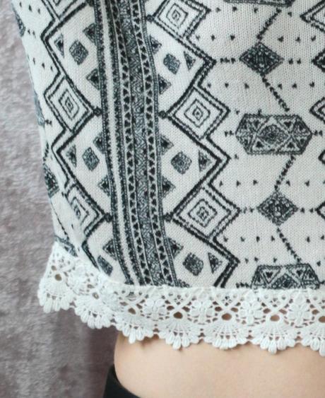 Crop svetřík s krásným vzorem s krajkou h&m divide, h&m,s