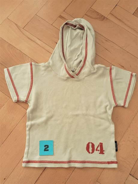 Triko krátký rukáv s kapucí 80, 80