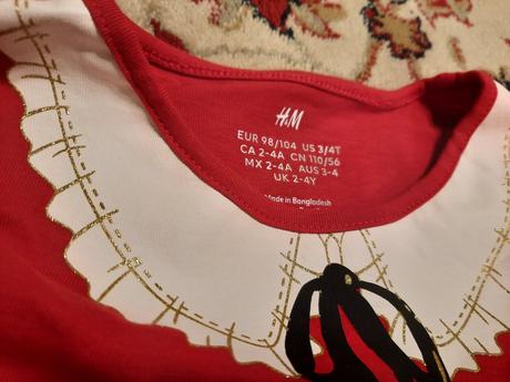 Vánoční šaty, 98