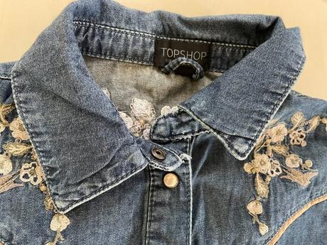 Košile s výšivkou, chybí cvoček u krku, vel s, top, topshop,s