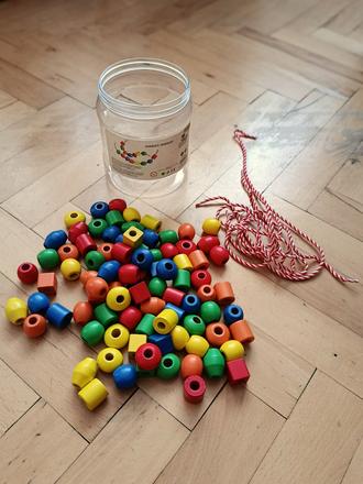 Korále na navlékání babu,