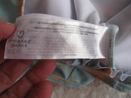 Tyrkysové plavky se sluníčky a s volánky v.4-5 let, primark,110