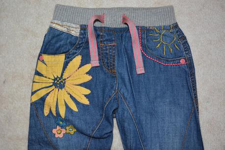 Beruškové džíny, next,110