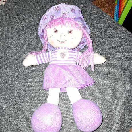 Látková panenka fialová,