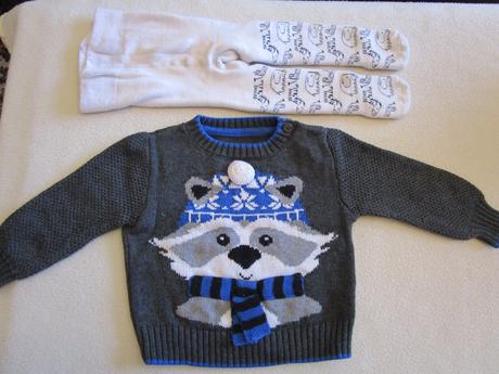 Pěkný svetr+froté punčocháčky, cena celkem, lupilu,74
