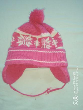 Dívčí čepice, 98