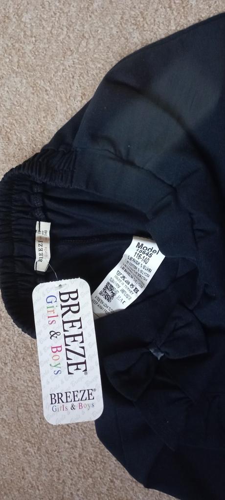 Šortky se sukní zn."breeze" vel."140", 140