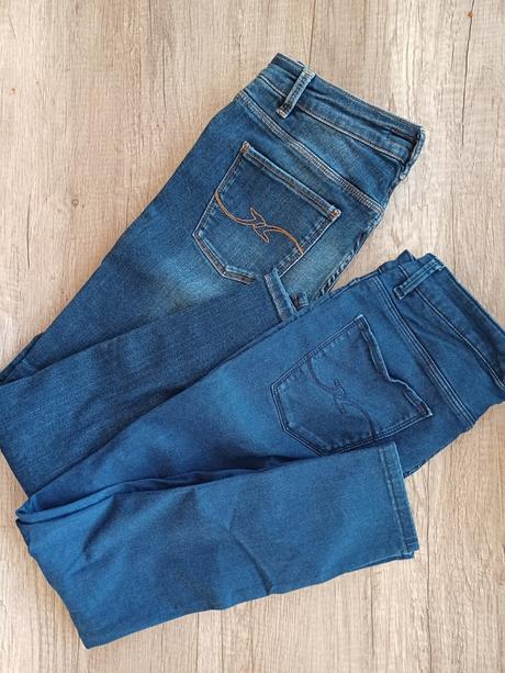 Mega balicek luxusni dziny guess a jine, guess,s