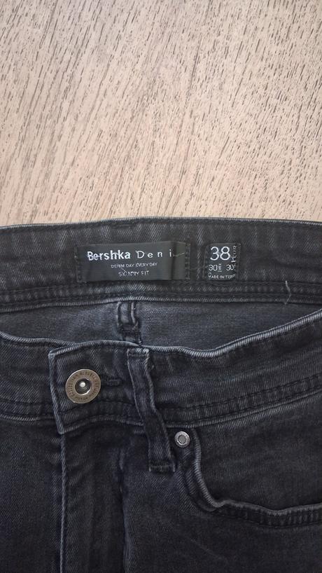 Džíny velikost 38, bershka,38
