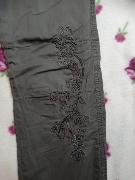 Kalhoty dívčí teplejší s vyšíváním vel. 134., glo-story,134