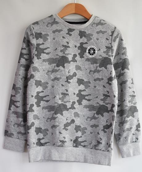 Mikina vel. 9 - 10 let, f&f,140