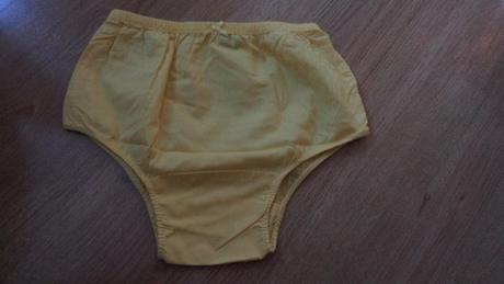 Nenošené šatičky a kalhotky orig. č.130, gap,86