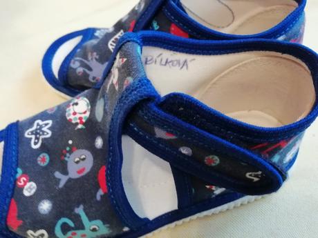 Bačkůrky nošené 7dni ve školce, jako nové 25vel., rak,25