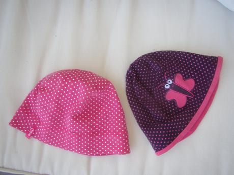 2x čepička, drace, yetty,110