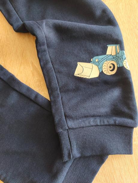 Chlapecké tepláky, lupilu,110