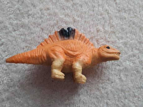Dětská hračka - dinosauří vejce s dinosaury,