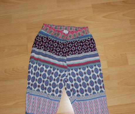 Plátěné kalhoty, tepláky, 134